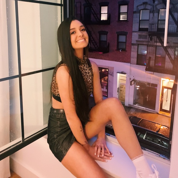 meet your posher, allison - Picture 15 of 16